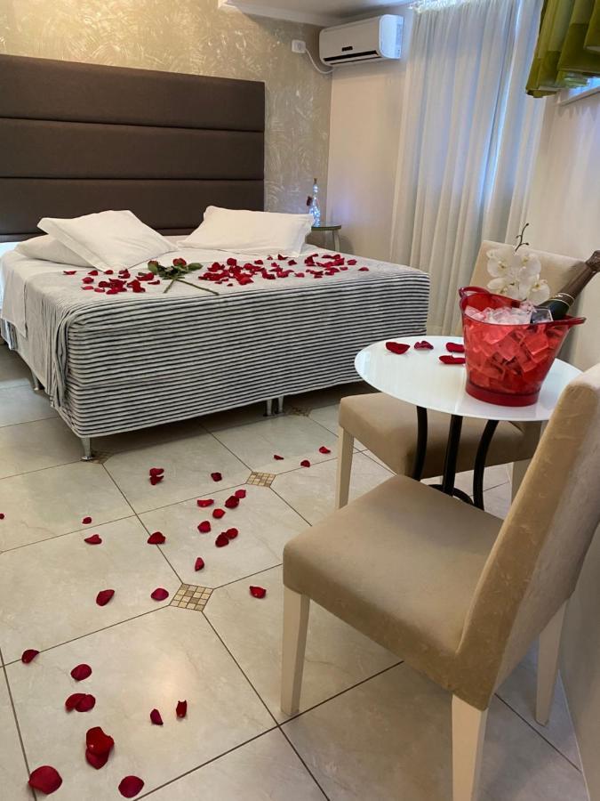 Hotel Imigrantes Бенту-Гонсалвис Экстерьер фото
