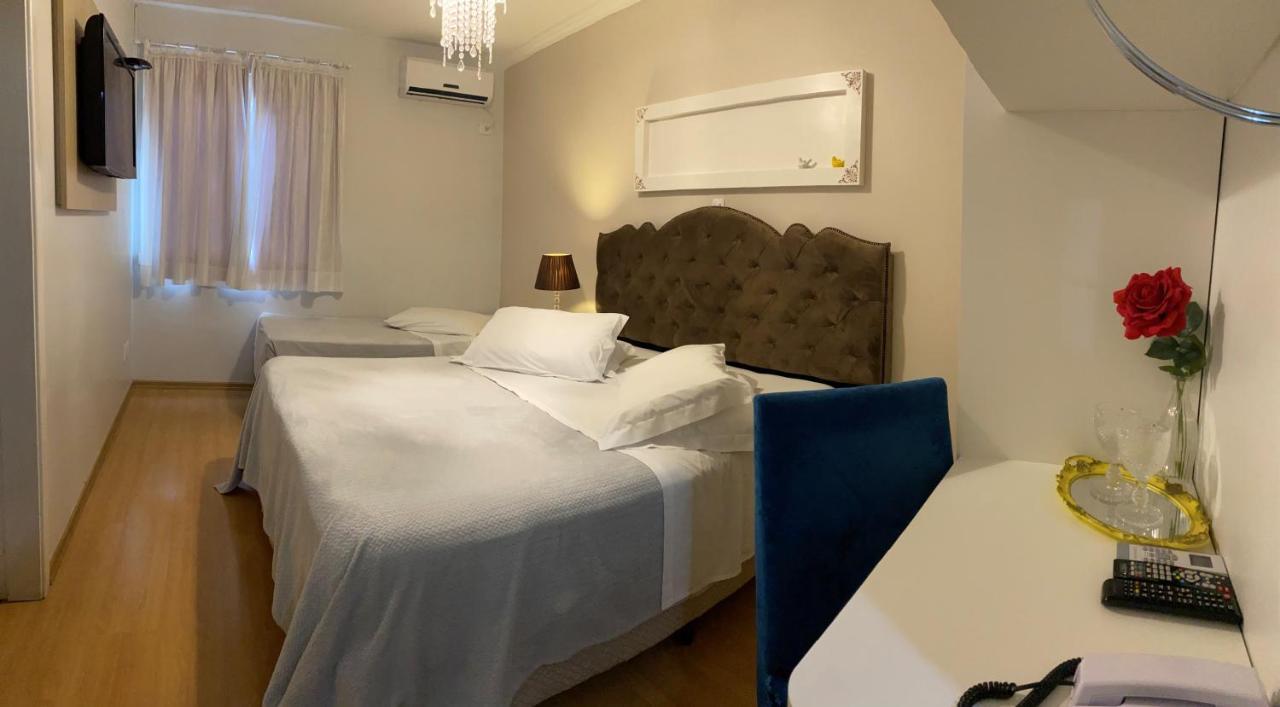 Hotel Imigrantes Бенту-Гонсалвис Экстерьер фото